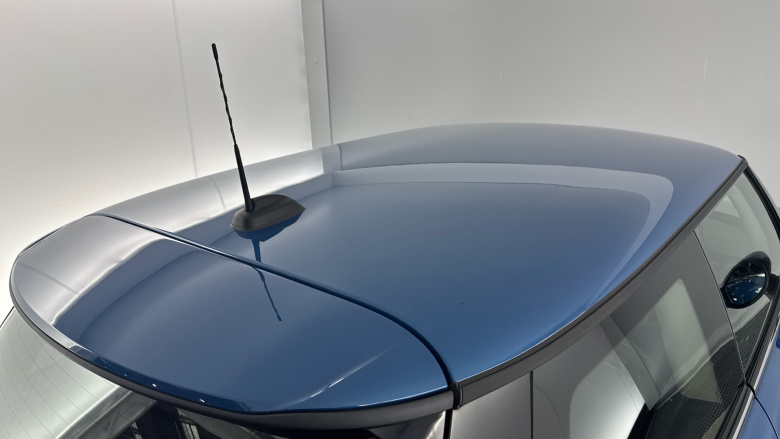 MINI Hatchback 1.5 Cooper Classic 3dr Auto Petrol Hatchback